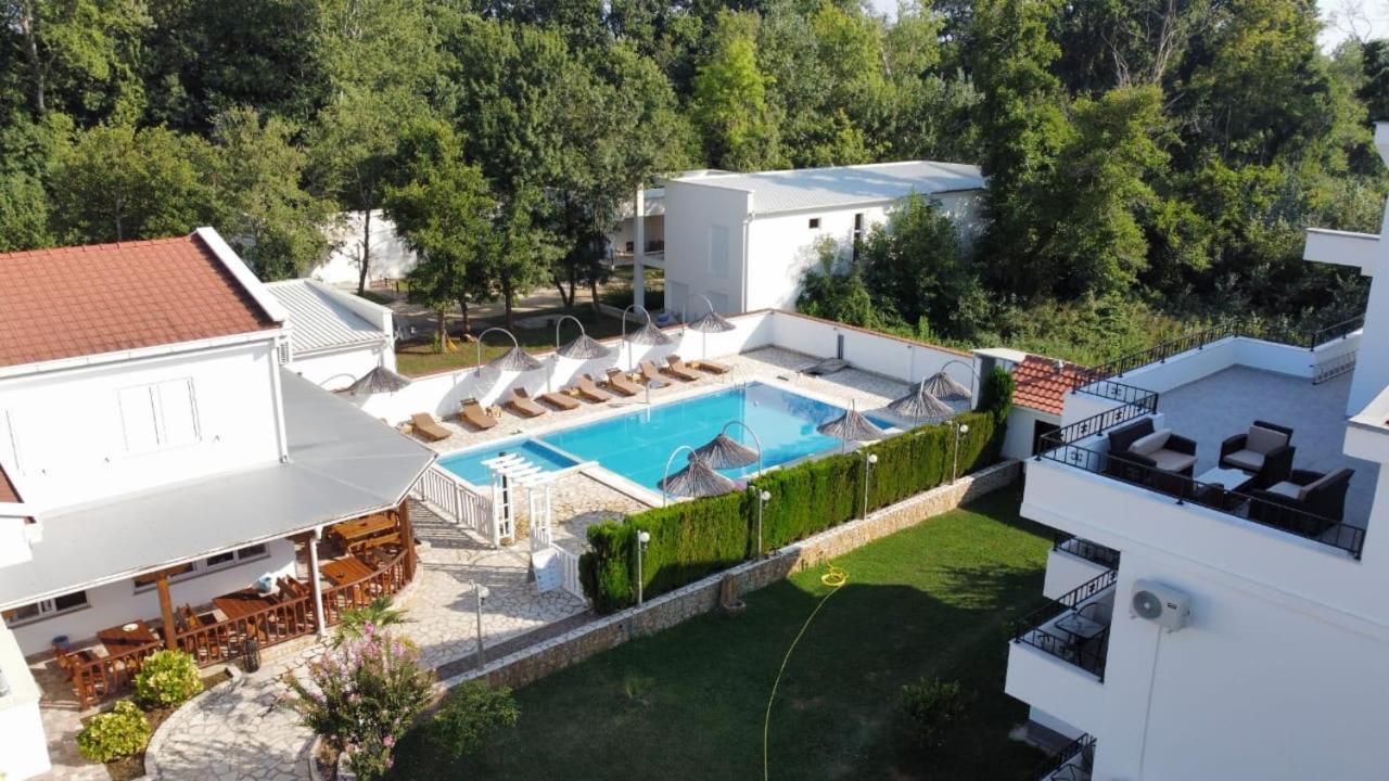 Residence Leora Ulcinj Exteriör bild
